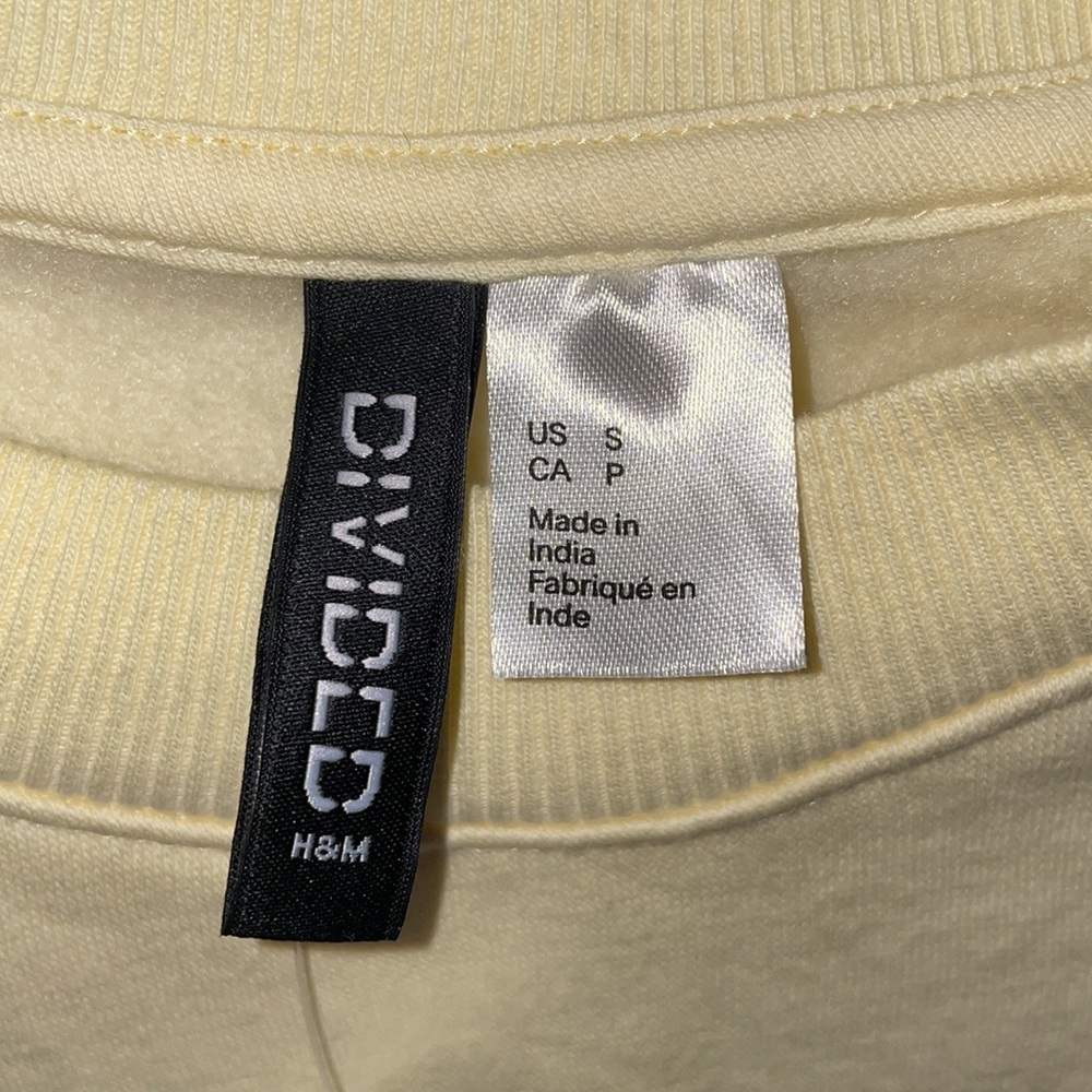 BNWT H&M light sweatshirt size #S - Picture 3 of 5
